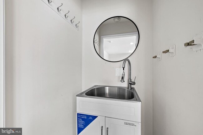 Foto del edificio - 7316 Elkridge Crossing Way