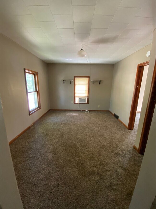 Foto del edificio - 217 2nd St NE