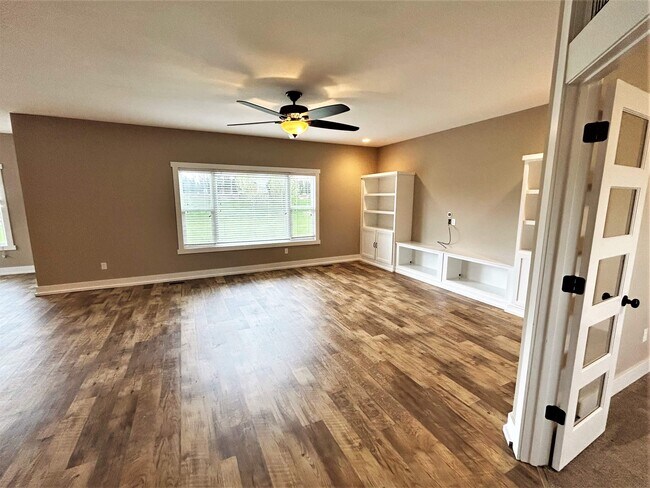 Foto del edificio - 13221 Hawks View Blvd