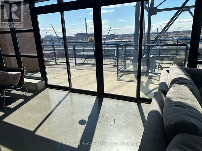 Building Photo - 68 Broadview Ave