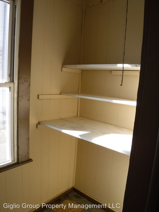 Building Photo - 3 br, 1 bath House - 742 Gino Merli Drive