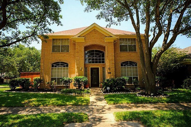 Foto del edificio - 14218 Swallowfield Dr
