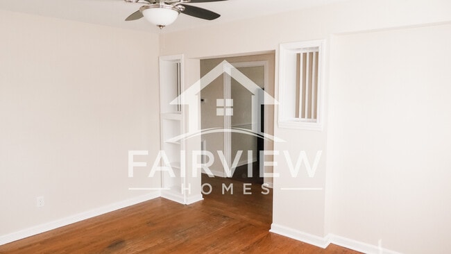 Living Room - 1711 Otey St