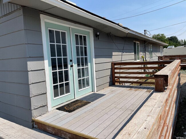 Foto del edificio - CS-South Main Street Duplex