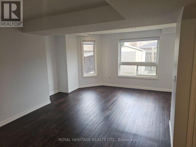 Photo du bâtiment - 51 Frank Wheeler Ave