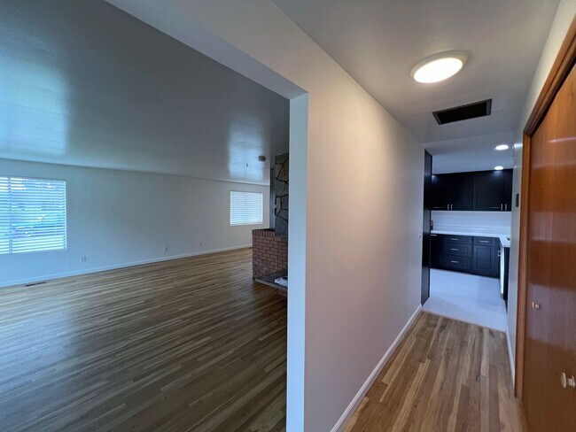 Foto del edificio - West hill Kent rambler home 3 bedroom 2 ba...