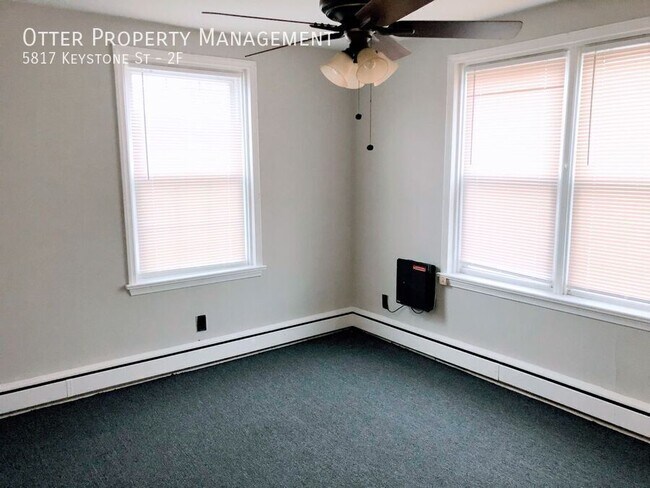 Foto del edificio - 5817 Keystone St