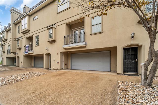 Foto del edificio - 2203 N Carroll Ave