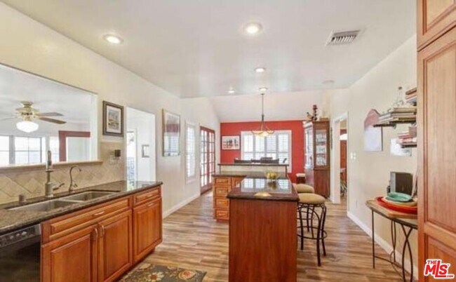 Building Photo - 2340 Caldero Ln