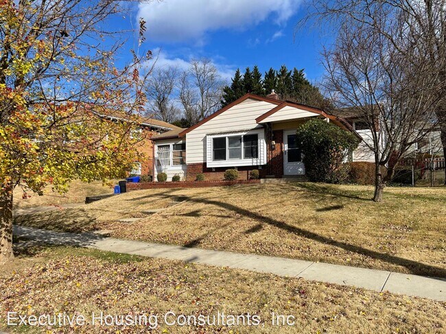 Foto del edificio - 3 br, 2 bath House - 10301 Julep Ave