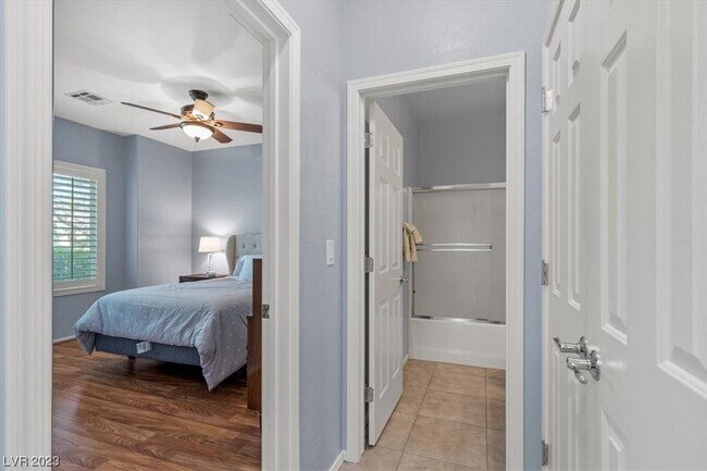 Foto del edificio - 7460 Lintwhite St