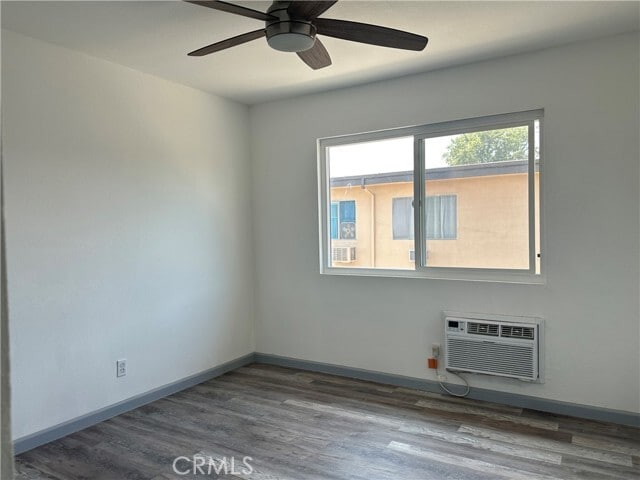 Building Photo - 3060 Vineland Ave