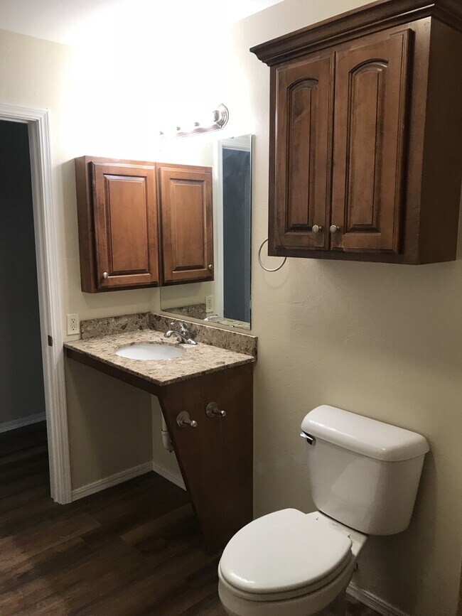 Foto del edificio - 1815 W Wiley St