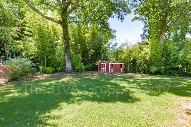 Foto del edificio - 6226 Debora Dr