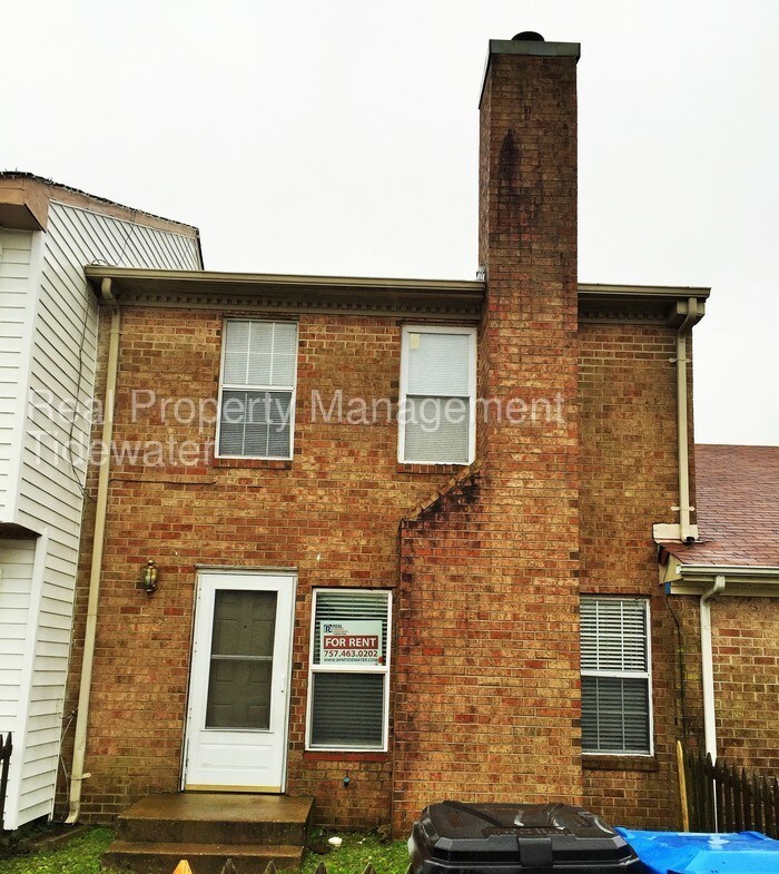 Primary Photo - 719 Wolftrap Ln
