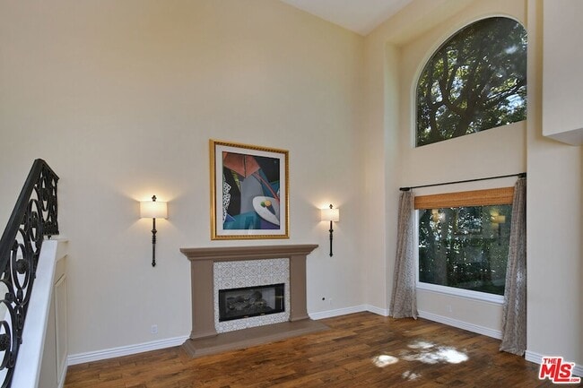 Building Photo - 12207 Cantura St