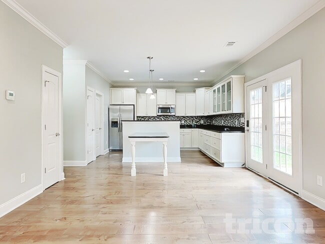 Building Photo - 207 Runnel View