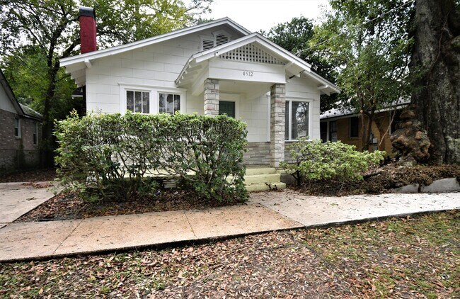 Building Photo - 4512 Astral St
