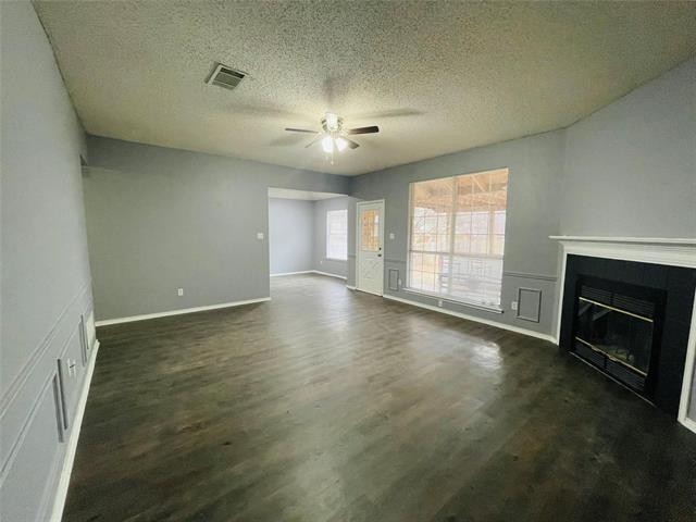 Foto del edificio - 5501 White Dove Dr