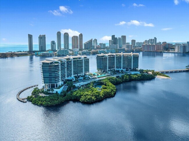 Foto del edificio - 5500 Island Estates Dr