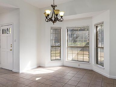 Building Photo - 11135 Quail Pass