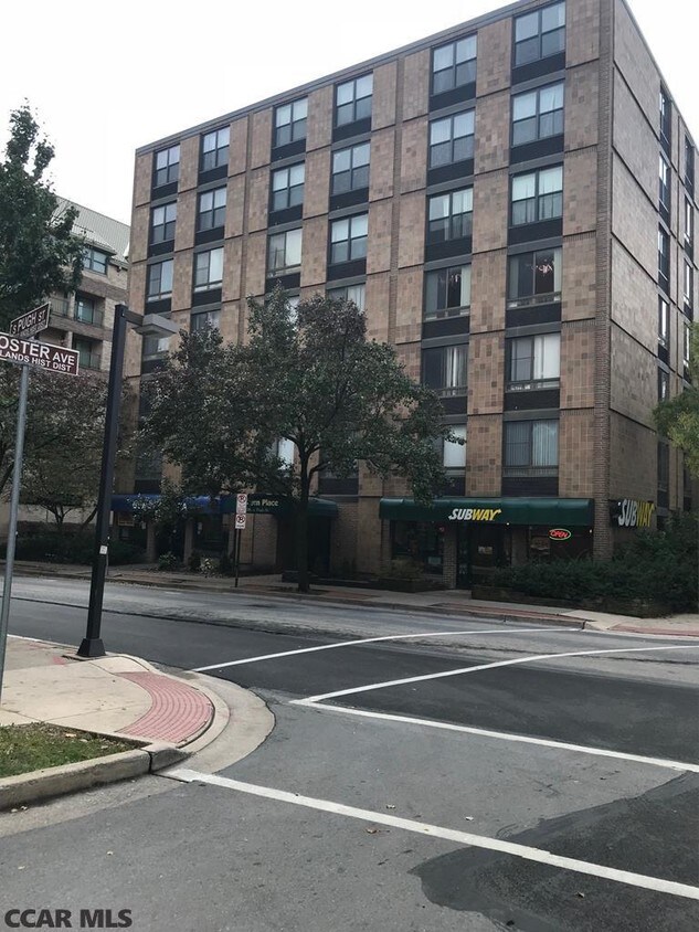 Foto principal - 300 S Pugh St