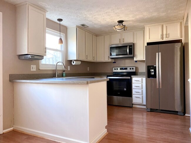 Building Photo - 2985 Paddock Wood Ct