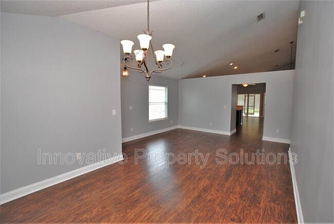 Building Photo - 14507 Falling Waters Dr