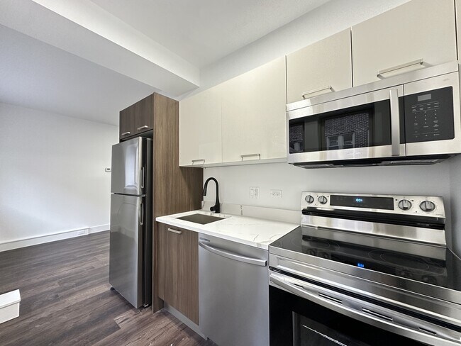Foto del edificio - 1555 W Hollywood Ave