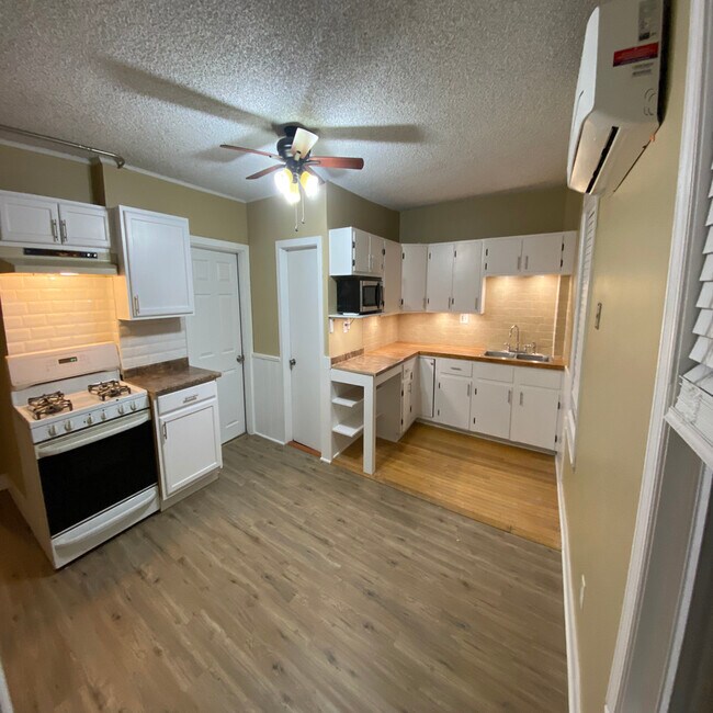 Foto del edificio - 166 Newland Ave