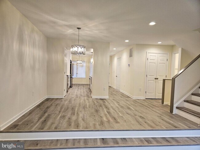 Foto del edificio - 5097 Columbia Rd