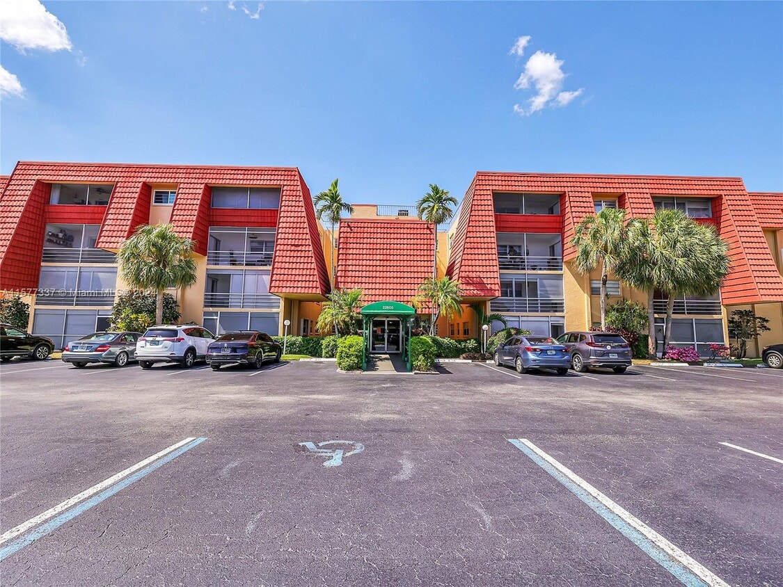 22605 SW 66th Ave Unit 408, Boca Raton, FL 33428 Condo for Rent in