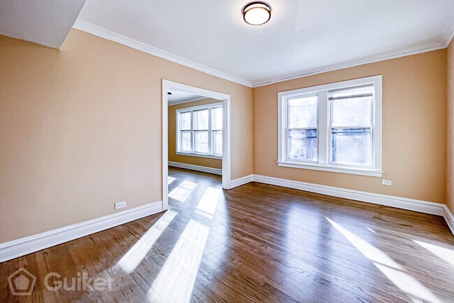 Building Photo - 6505 N Bell Ave