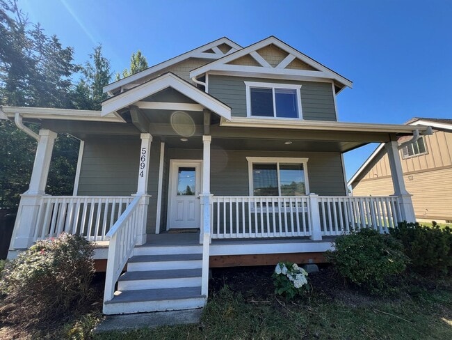 Building Photo - Beautiful Updated 3 Bedroom in Ferndale!