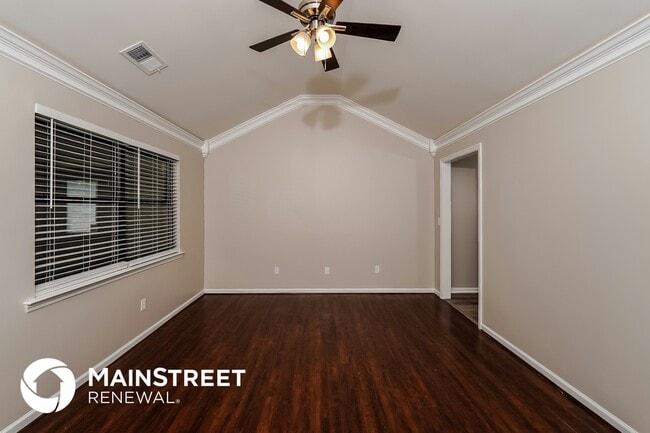 Building Photo - 2812 Lambert Cir