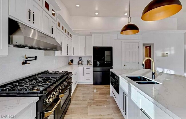 Foto del edificio - 3860 Quadrel St