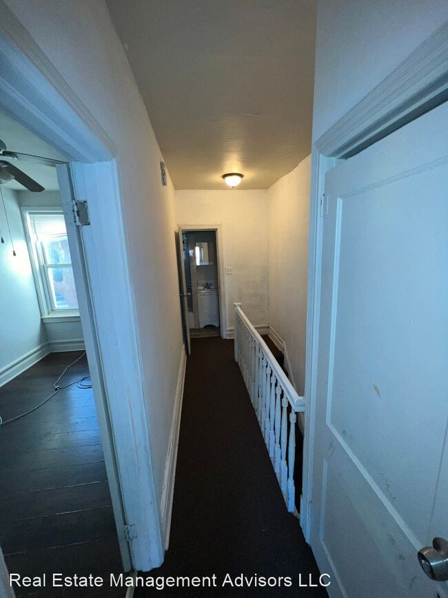 Building Photo - 2 br, 1 bath House - 3128 North Darien Street
