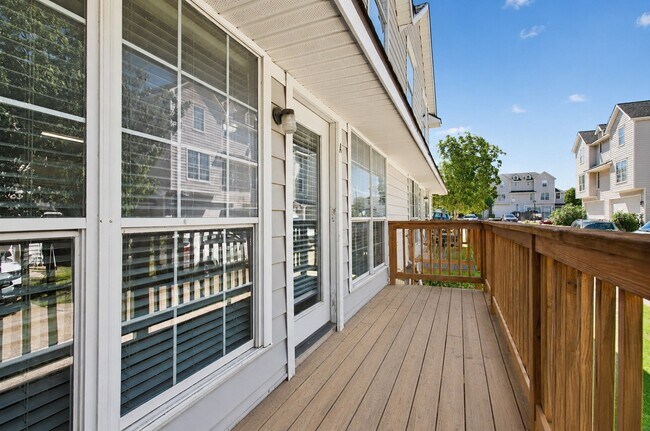 Building Photo - 172 Binnacle Ct