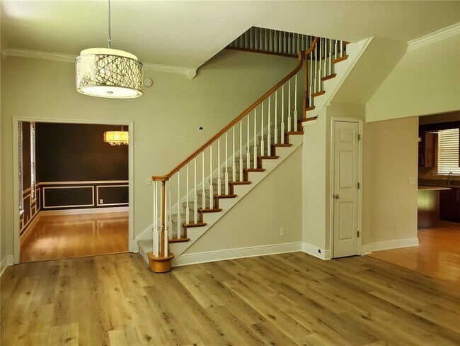 Foto del edificio - 2121 Fairfield Ave