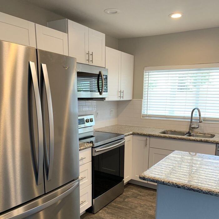 Building Photo - NOW AVAILABLE! 5269 West Cortez Street, Gl...