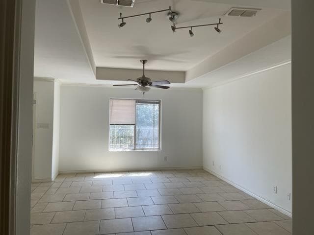 Foto del edificio - 9805 Sterling Loop