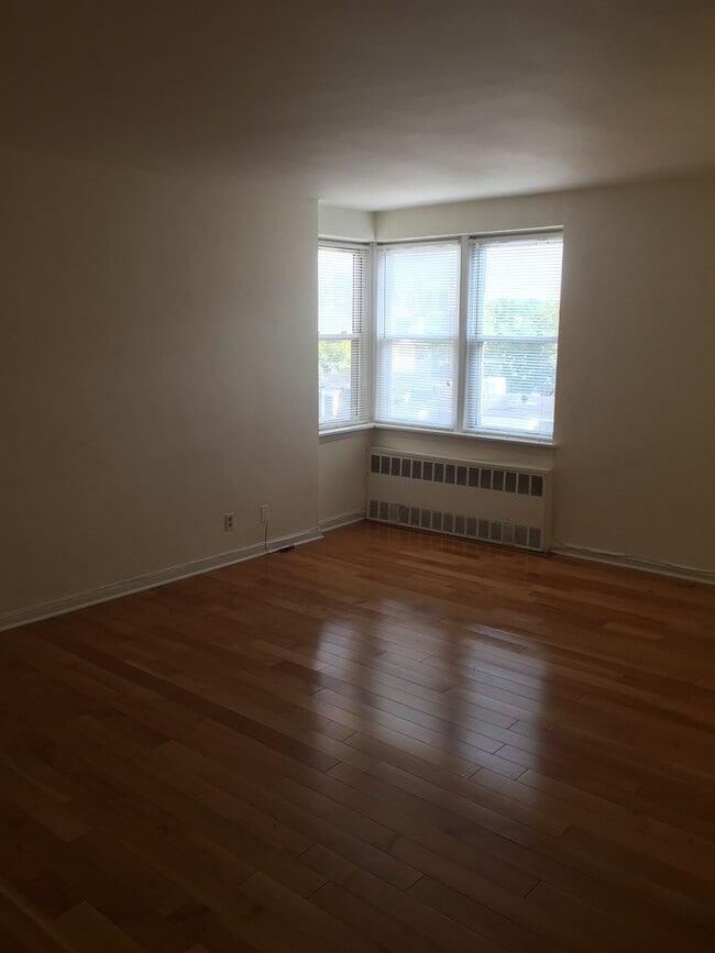 Foto del edificio - 39 Glenbrook Rd