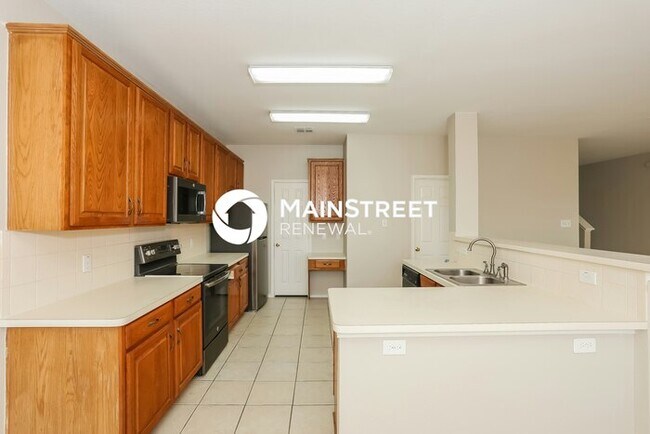 Building Photo - 5 Bedroom Pet-Friendly Home in Arlington, TX with Main Street Renewal