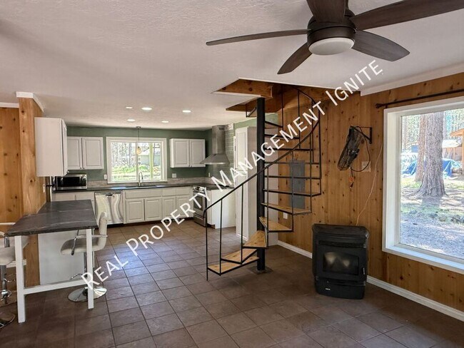 Foto del edificio - 18633 River Woods Dr