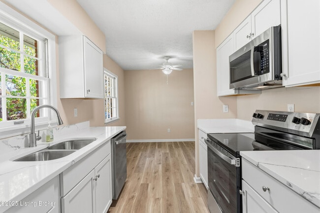 Building Photo - 2211 Wrocklage Ave