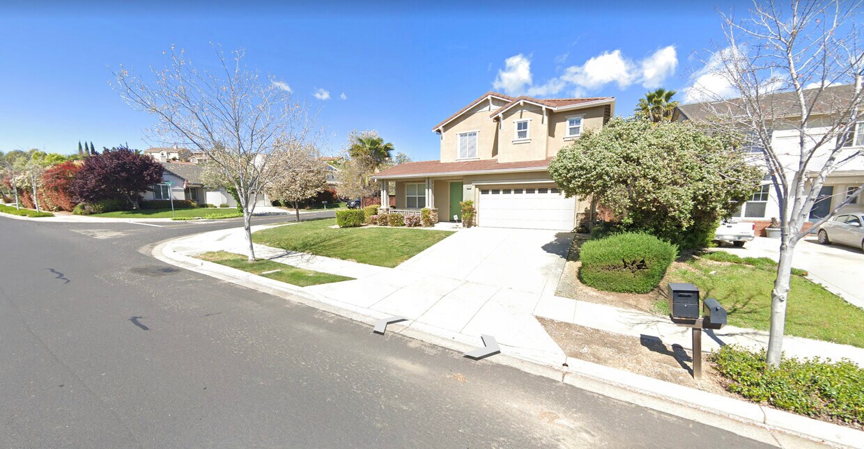 Outside - 2679 St Regis Ave