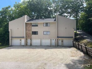 Building Photo - 3213 Schuetzen Ln
