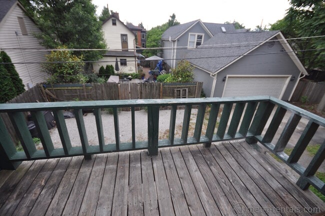 Building Photo - 249 Eastern St