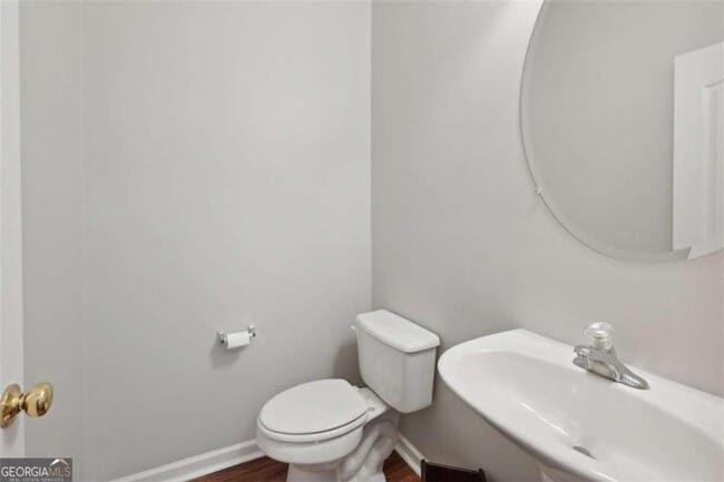 Building Photo - 939 Pike Forest Dr