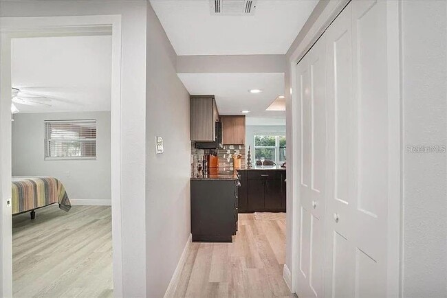 Foto del edificio - 4043 Topsail Trail